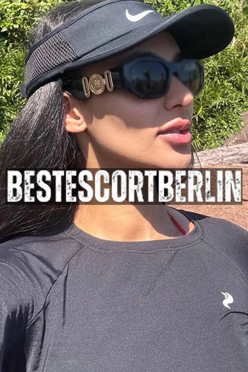 Bondage Escort Girl in Berlin