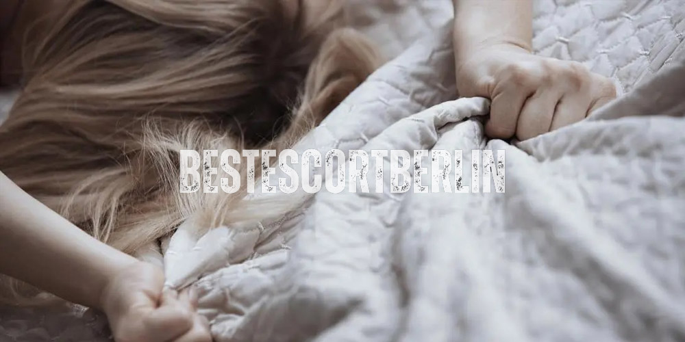 Fingering Escorts in Berlin