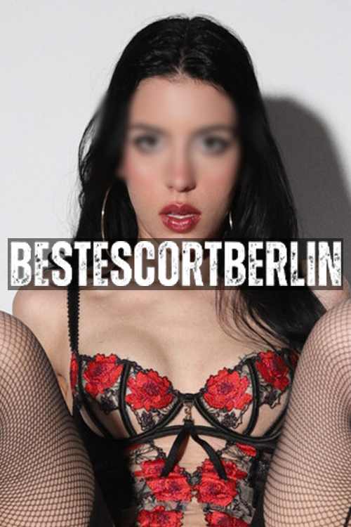 Pornstar Experience Call Girl in Berlin
