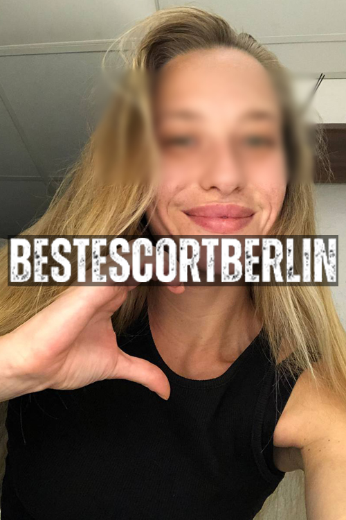 Deep Throat Escort In Berlin