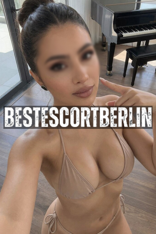 OWO Escort Girl In Berlin